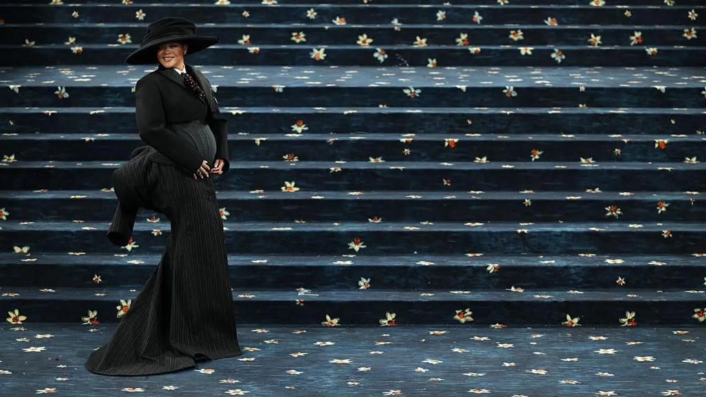 Rihanna pregnant - Accra Daily Post Rihanna pregnant